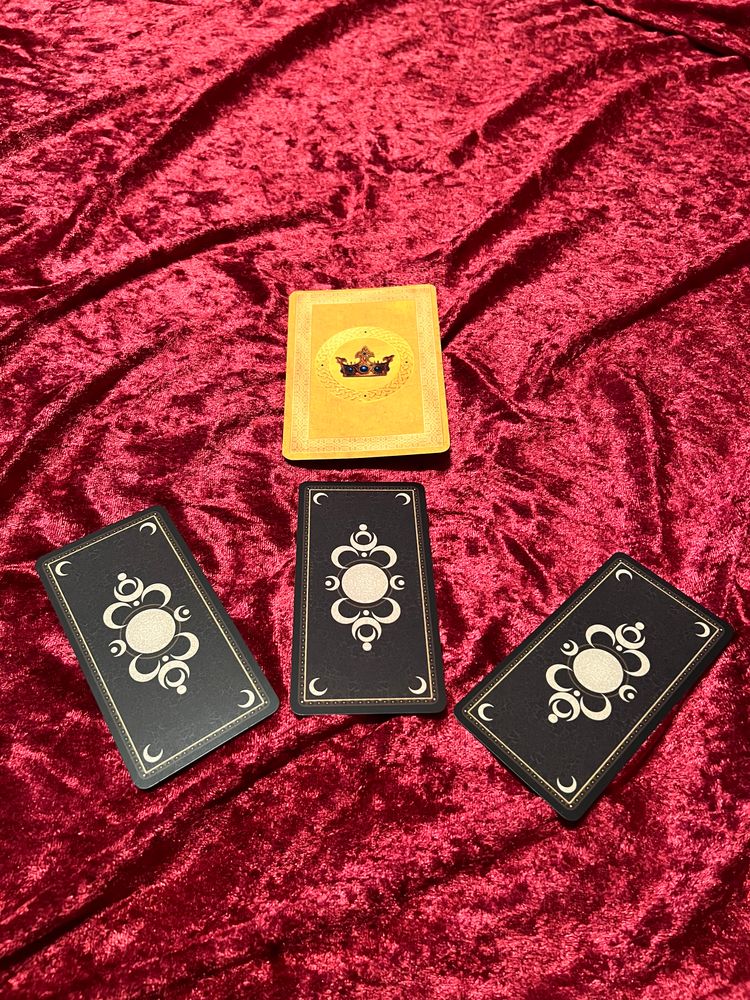 Goddess Oracle Reading